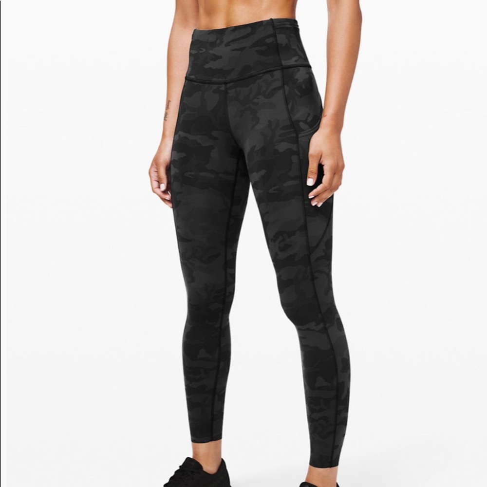 Lululemon Fast and Free Tight II 25"